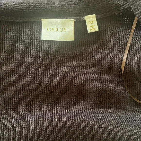 Elegant Brown Women's Sweater - Picture 3 of 5